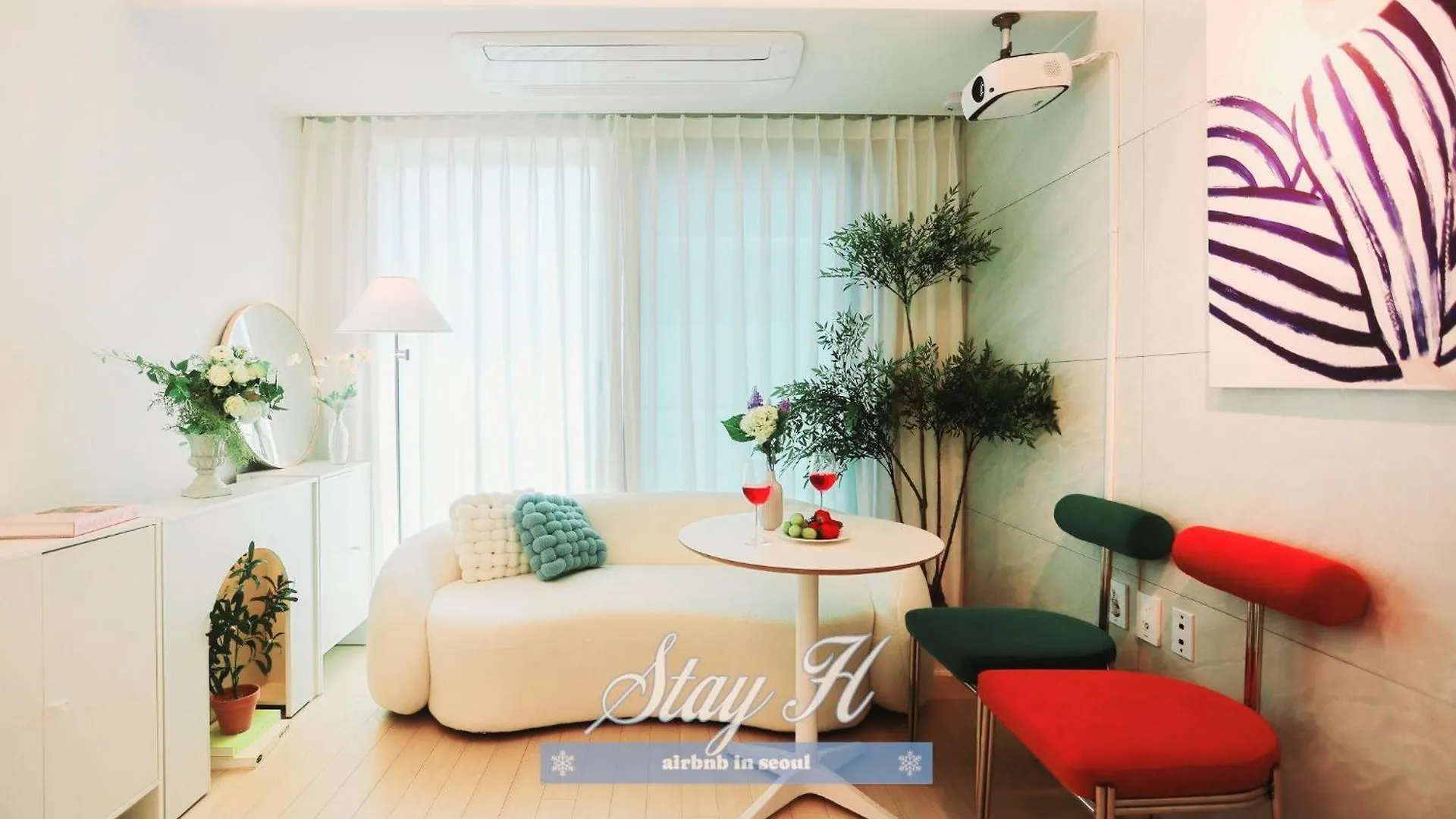 Stay H Hapjung Cine #Hapjeong #Hongdae #Airport Railroad #New Building #3 Queen Beds #7 People #1 Minute To Yg Entertainment #Elevator #Parking #Air Conditioner In Each Room #Luggage Storage #Hotel-Style Bedding #Movie Seoul